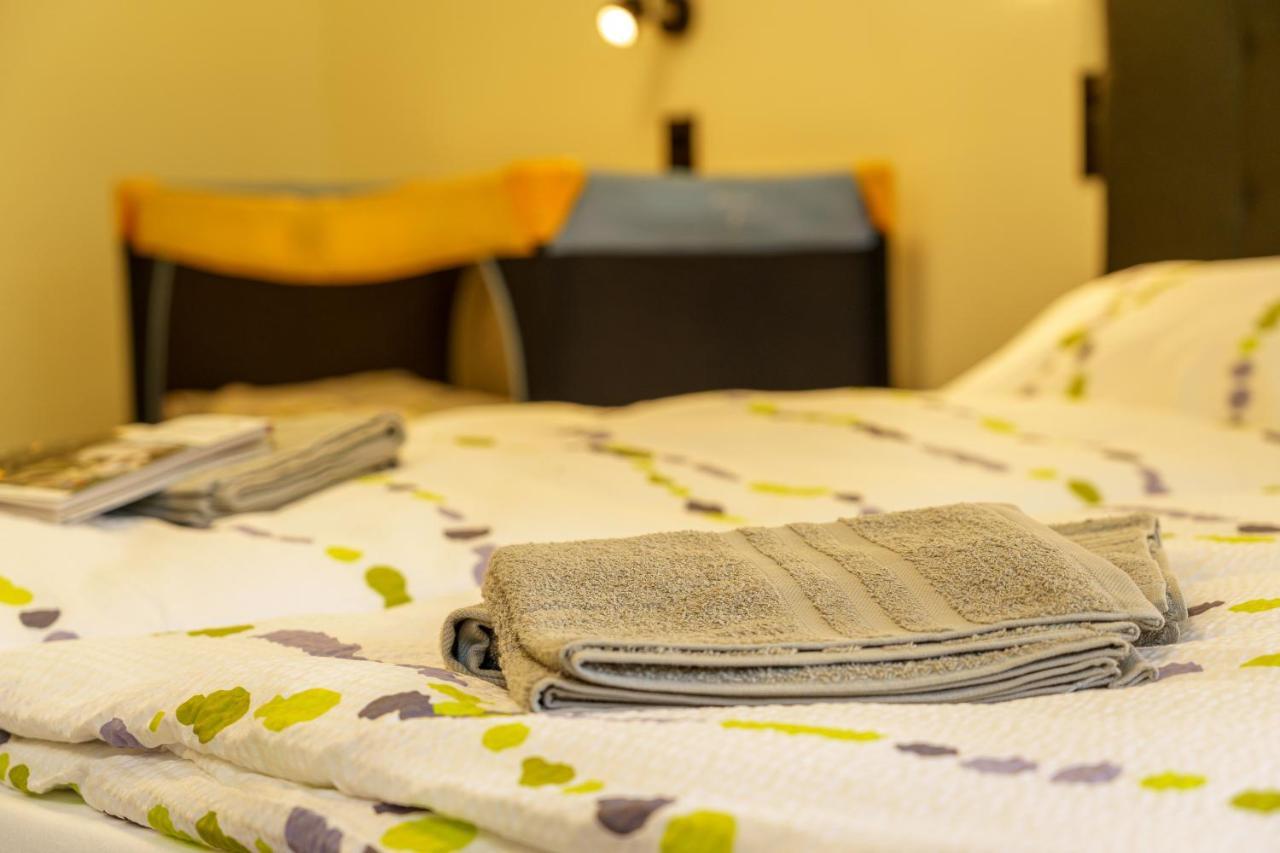 Hotel Und Hostel Gleisbett Annaberg-Buchholz Eksteriør billede
