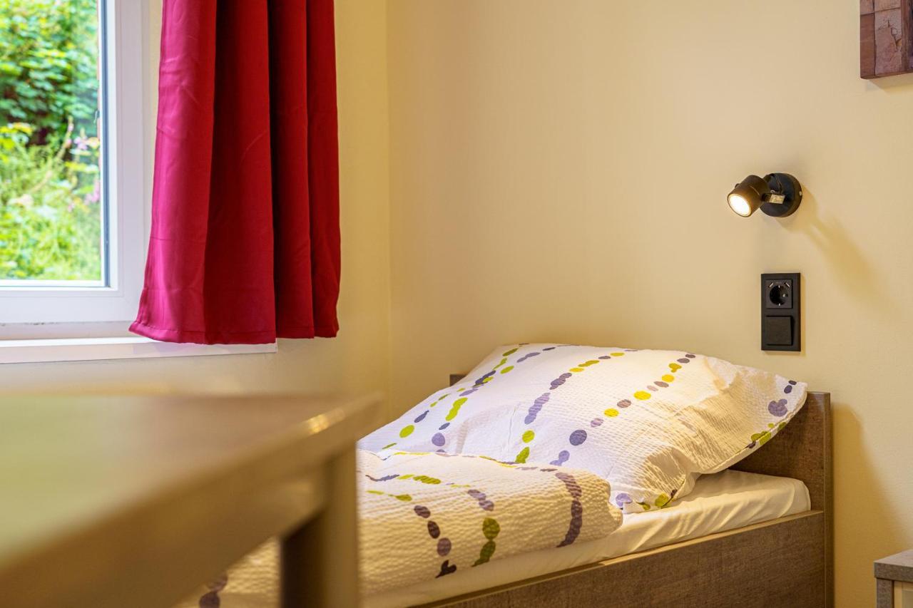 Hotel Und Hostel Gleisbett Annaberg-Buchholz Eksteriør billede