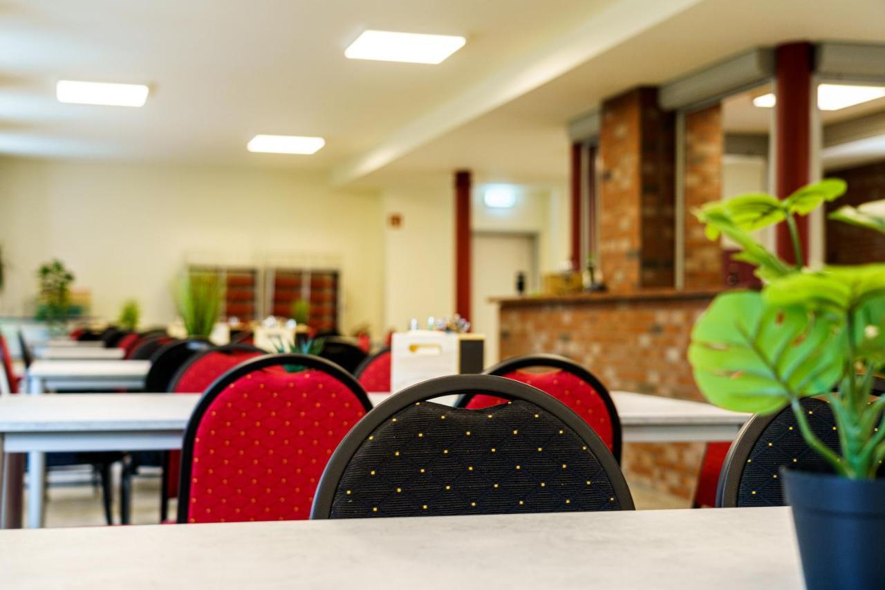 Hotel Und Hostel Gleisbett Annaberg-Buchholz Eksteriør billede